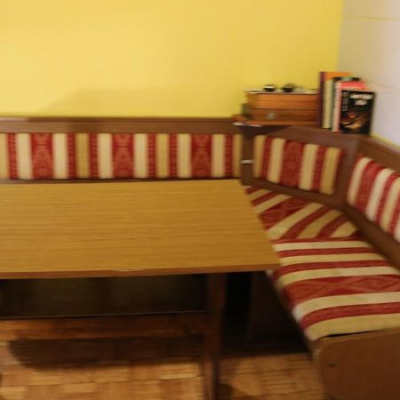 Hostel Alma 2 Πόρετς Εξωτερικό φωτογραφία