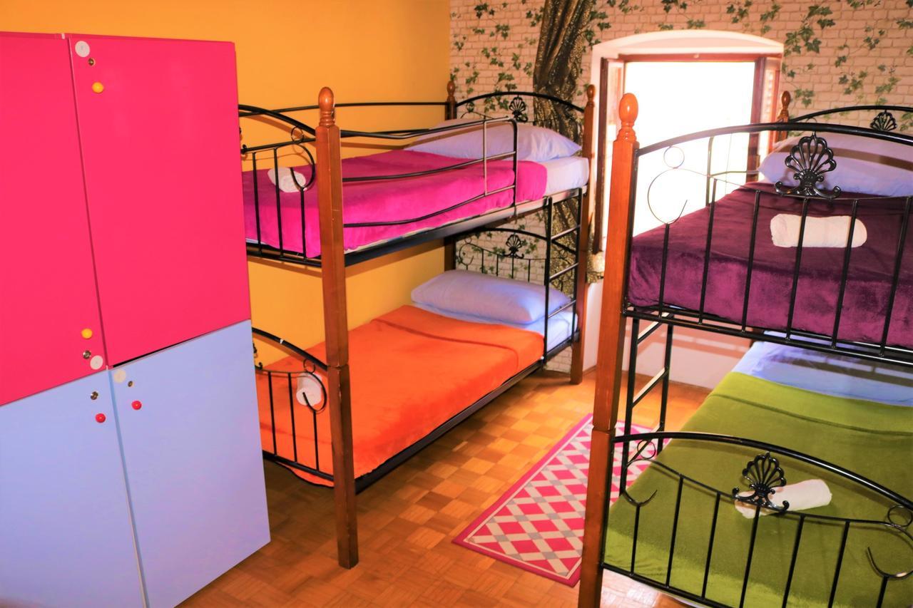 Hostel Alma 2 Πόρετς Εξωτερικό φωτογραφία