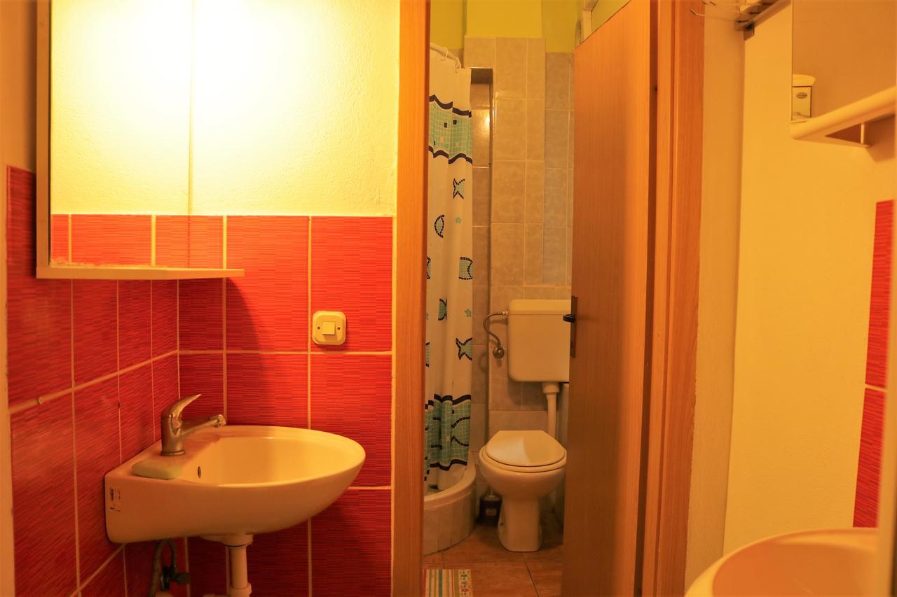 Hostel Alma 2 Πόρετς Εξωτερικό φωτογραφία