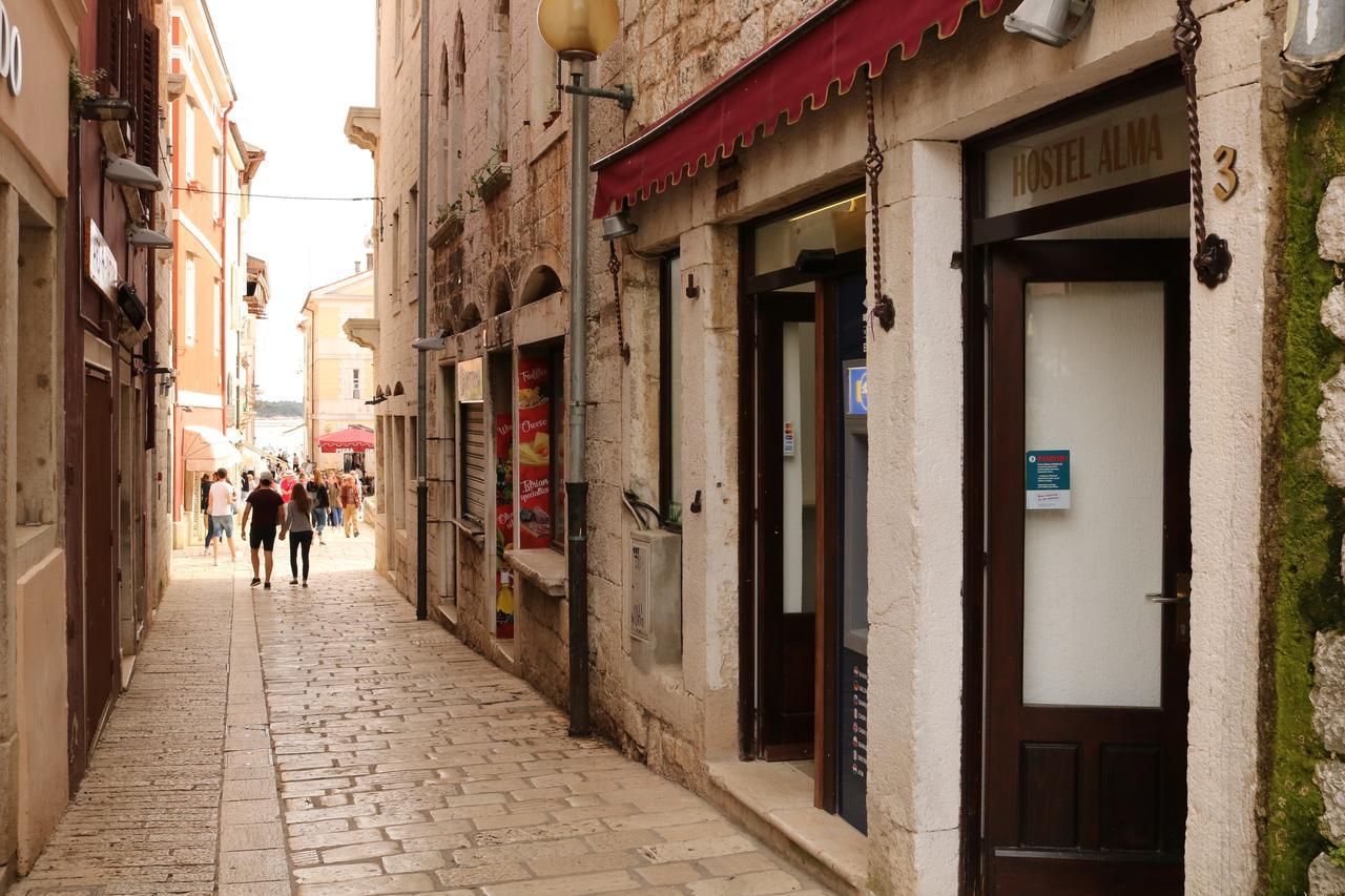 Hostel Alma 2 Πόρετς Εξωτερικό φωτογραφία